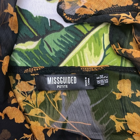 MISSGUIDED Petite cropped top - Picture 4 of 5